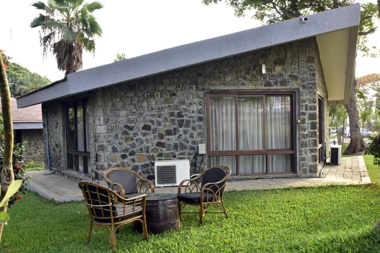 Caves County Resort Malegaon Eksteriør billede